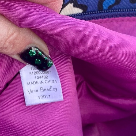 Vera Bradley cross body - Picture 8 of 12